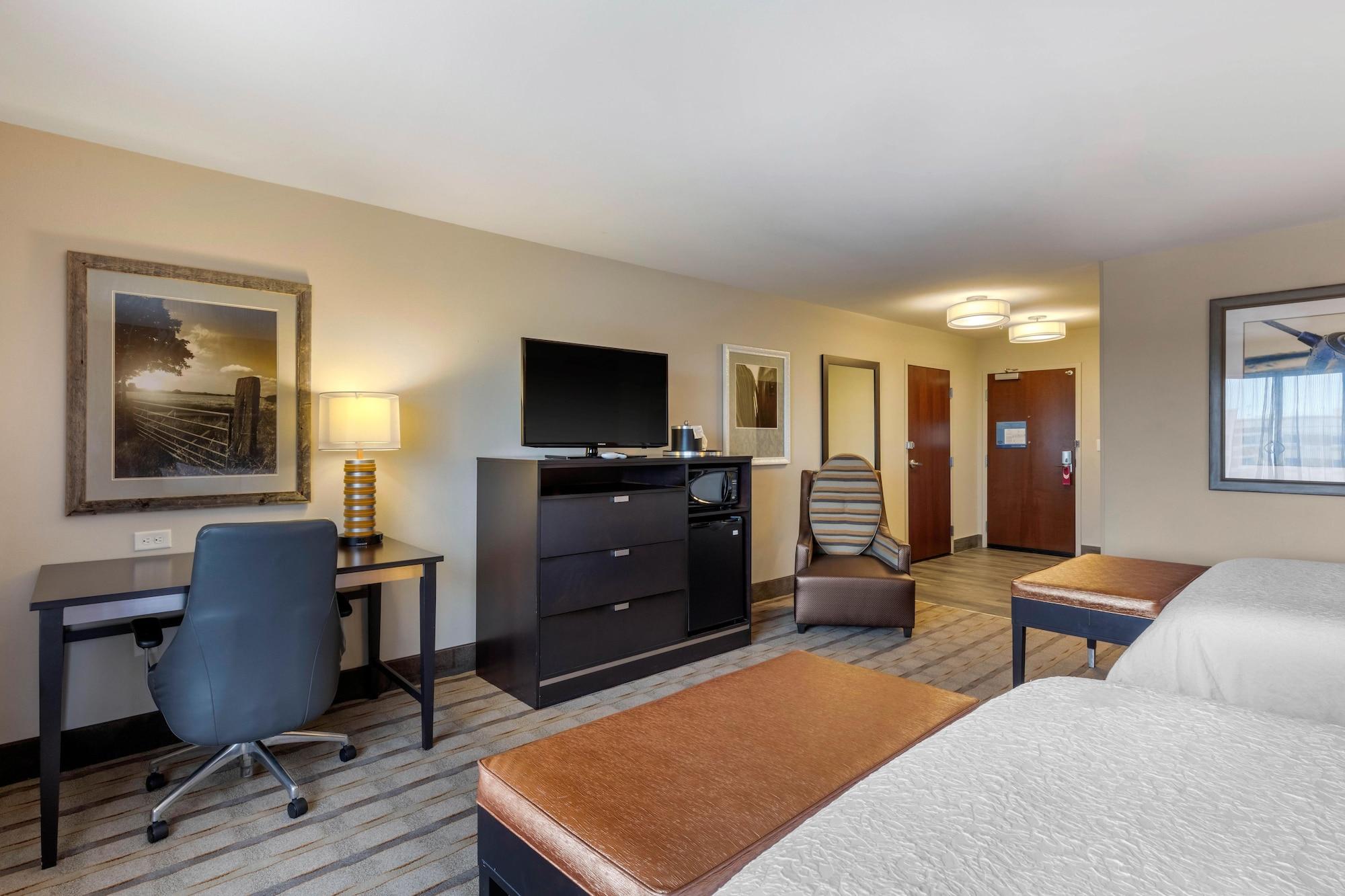 Hampton Inn And Suites Columbus, Ms Extérieur photo