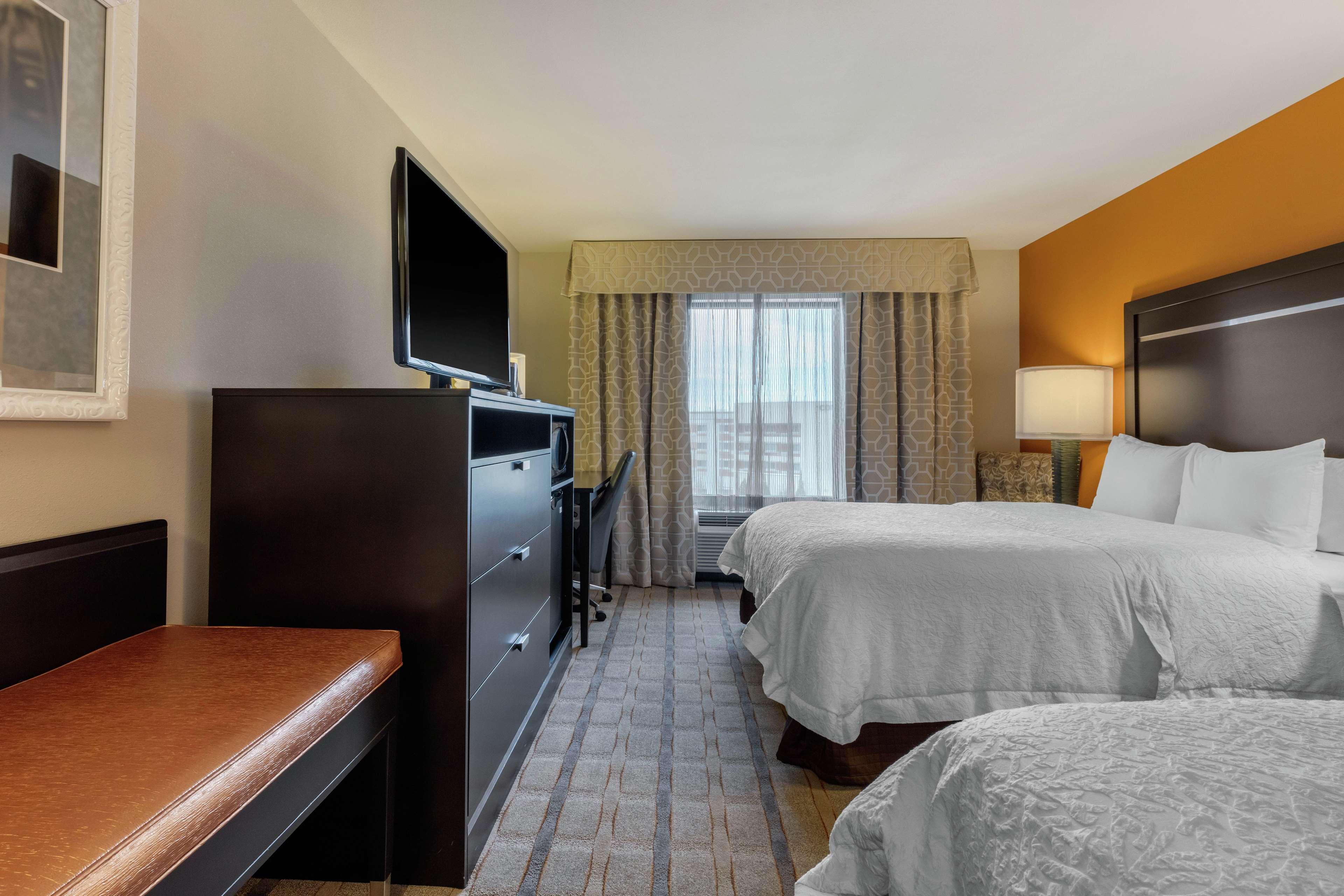 Hampton Inn And Suites Columbus, Ms Extérieur photo