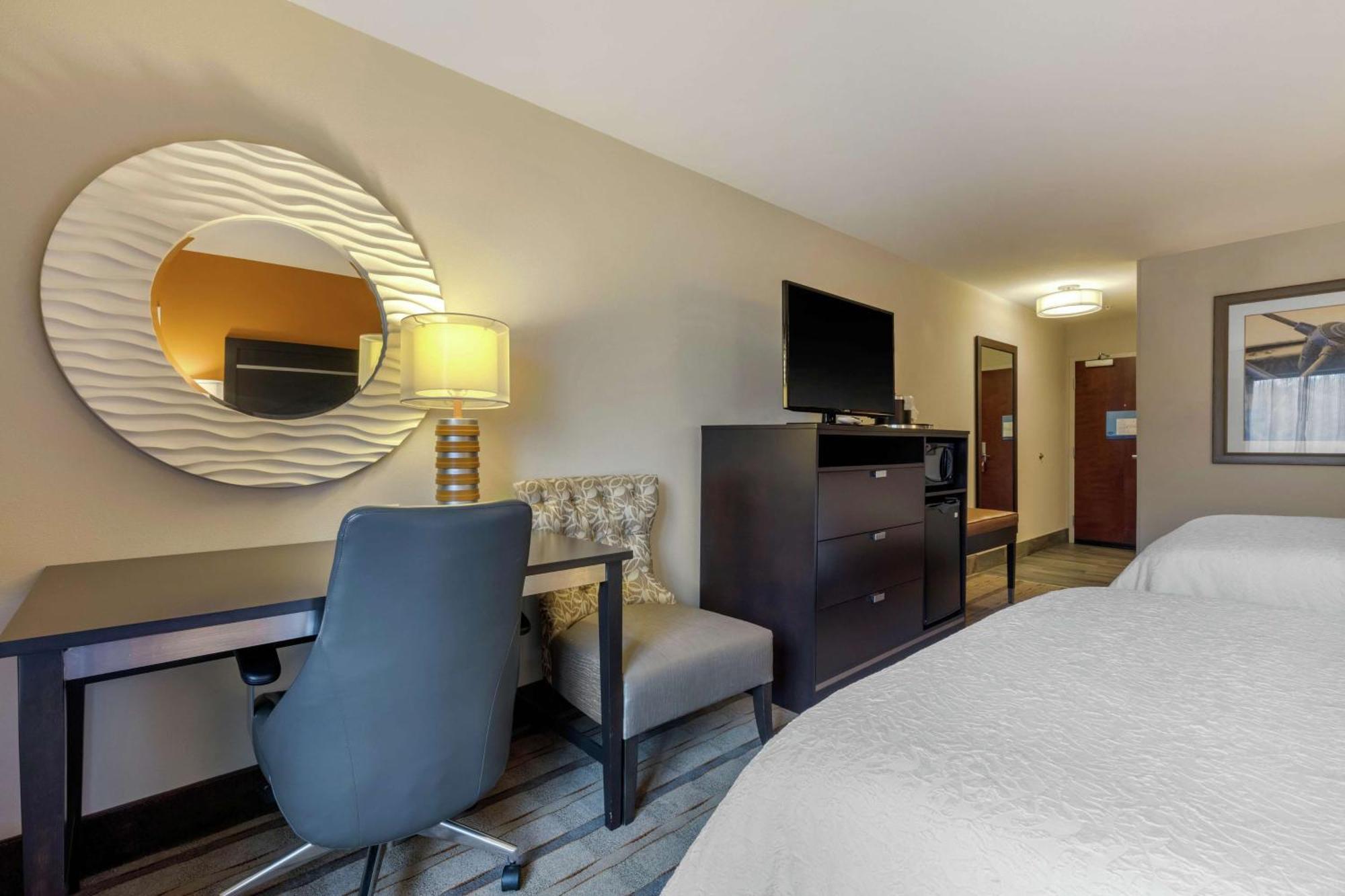 Hampton Inn And Suites Columbus, Ms Extérieur photo
