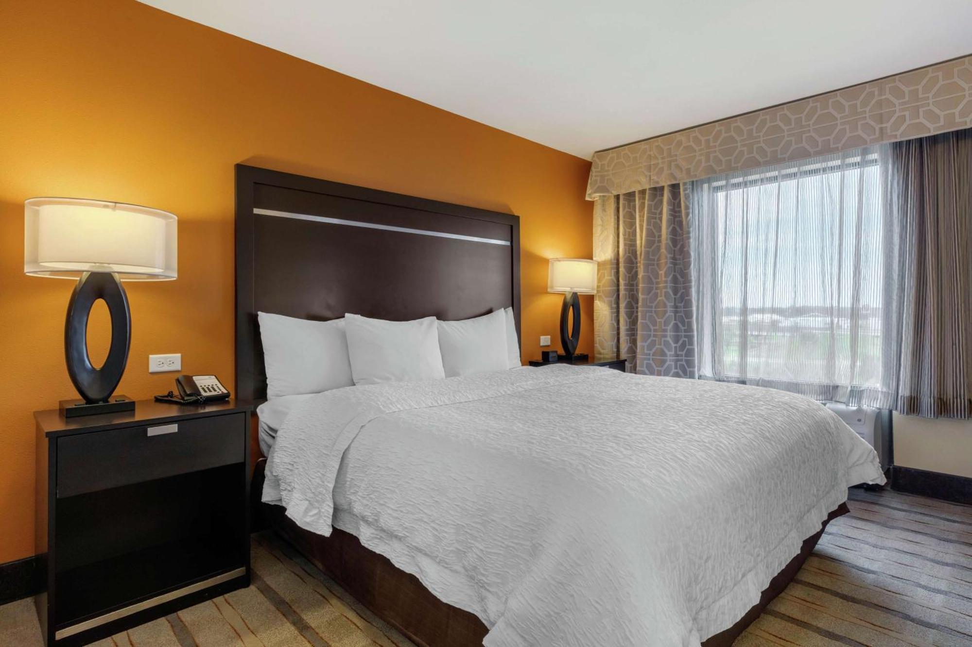 Hampton Inn And Suites Columbus, Ms Extérieur photo